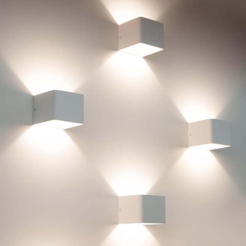 Настенный светодиодный светильник Elektrostandard Corudo MRL LED 1060 белый 4690389121678 a040452