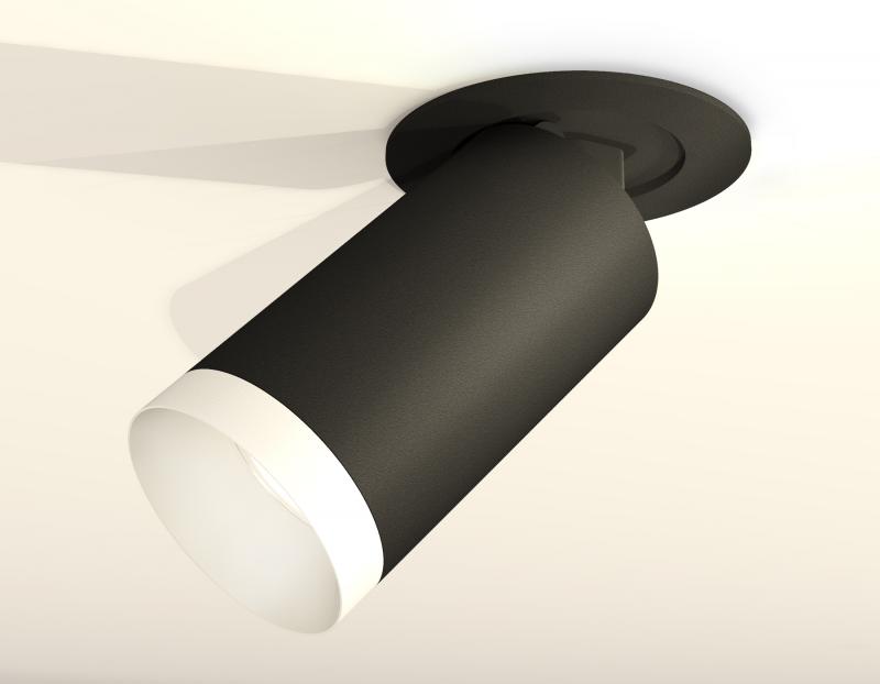 Спот Ambrella Light Techno Spot XM6323200 (A2242, C6323, N6130)