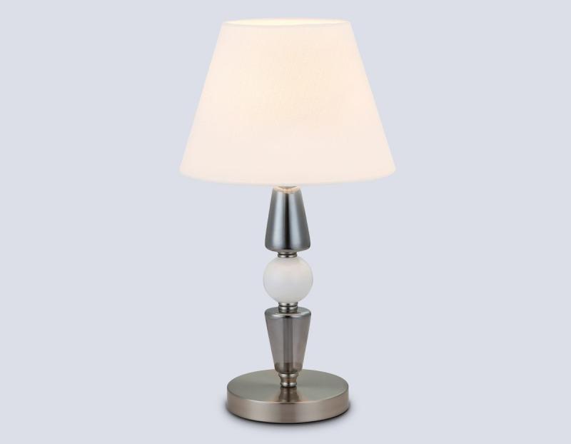 Настольная лампа Ambrella Light High Light Classic LH75262